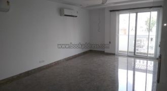 Lease Semi Furnished 3 BHK Apartment/Flat Defence Colony