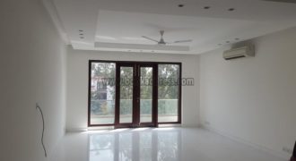 Rent/Lease Defence Colony 3 Bedroom Semi Furnished Apartment/Flat