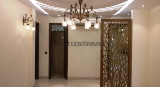 Lease 3 BHK Semi Furnished Apartment/Flat Defence Colony