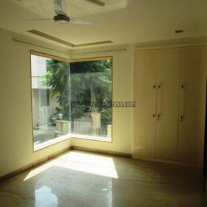 3 BHK Semi Furnished Apartment Flat Vasant Vihar South Delhi Rent (10)