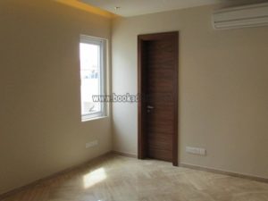 3 BHK Semi Furnished Apartment Flat Vasant Vihar South Delhi Rent (10)