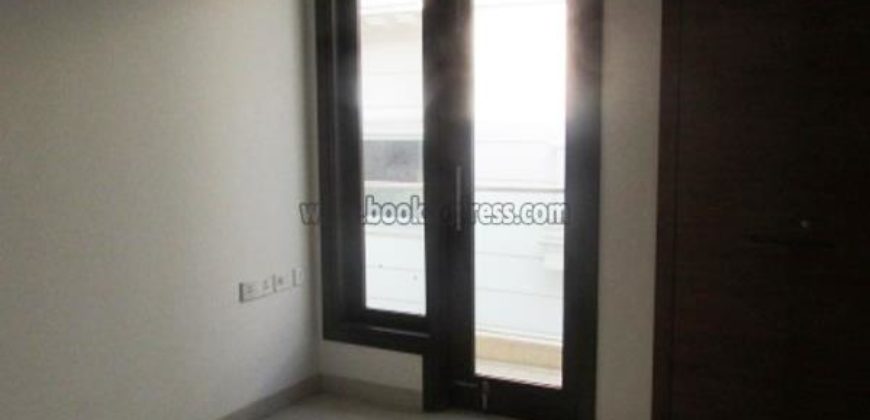 South Delhi Vasant Vihar 3 BHK Semi Furnished Apartment/Flat for Rent/Lease