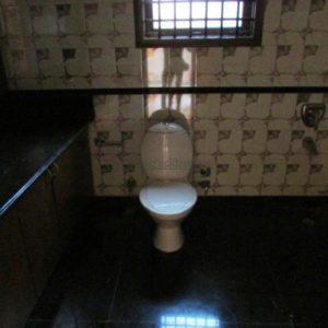 3 BHK Semi Furnished Apartment Flat Vasant Vihar South Delhi Rent (16)