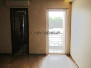 3 BHK Semi Furnished Apartment Flat Vasant Vihar South Delhi Rent (8)
