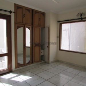 4 BHK Semi Furnished Apartment Flat Vasant Vihar South Delhi Rent (10)