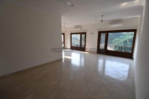4 BHK Malcha Marg Apartment Rent Chankyapuri Delhi (16)